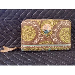 Vera Bradley Green Quilted Fabric Wallet With Turnlock